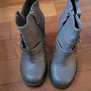 Tory Burch Grey Leather Ankle Boots size 7.5